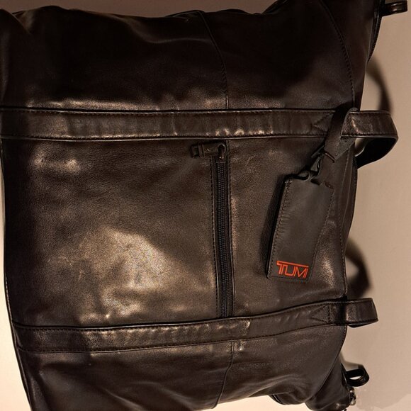 Tumi - Picture 4 of 5